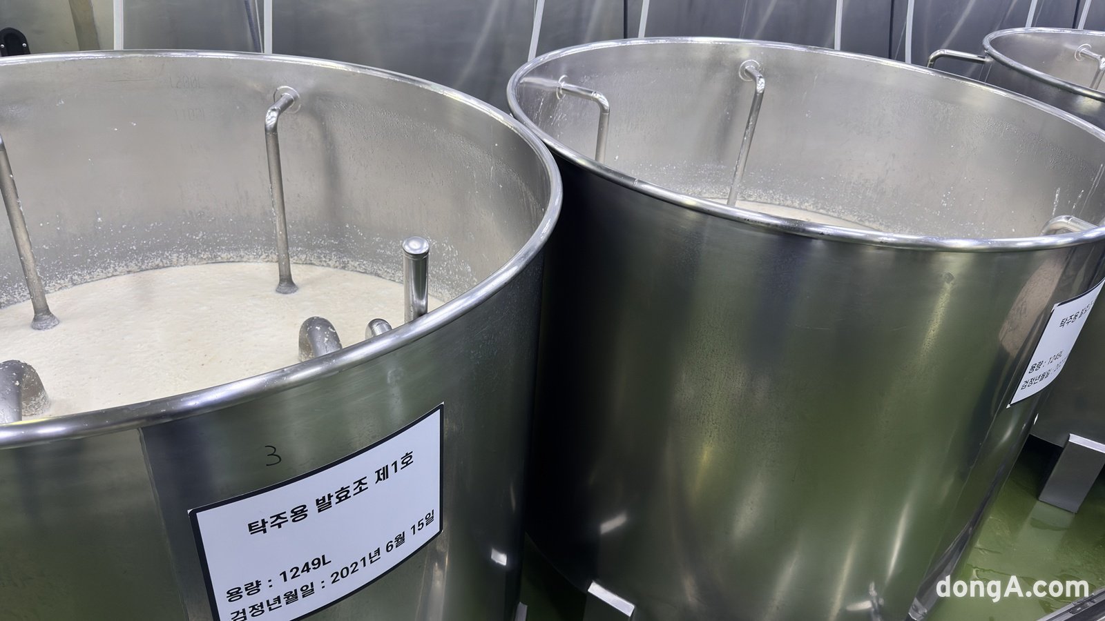 찾아가는 양조장인 다도참주가에서 막걸리가 숙성되고 있다. 윤우열 기자 cloudancer@donga.com