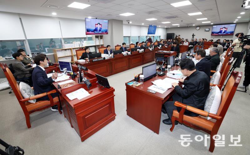 경기도의회 문화체육관광위원회. 경기도의회 제공