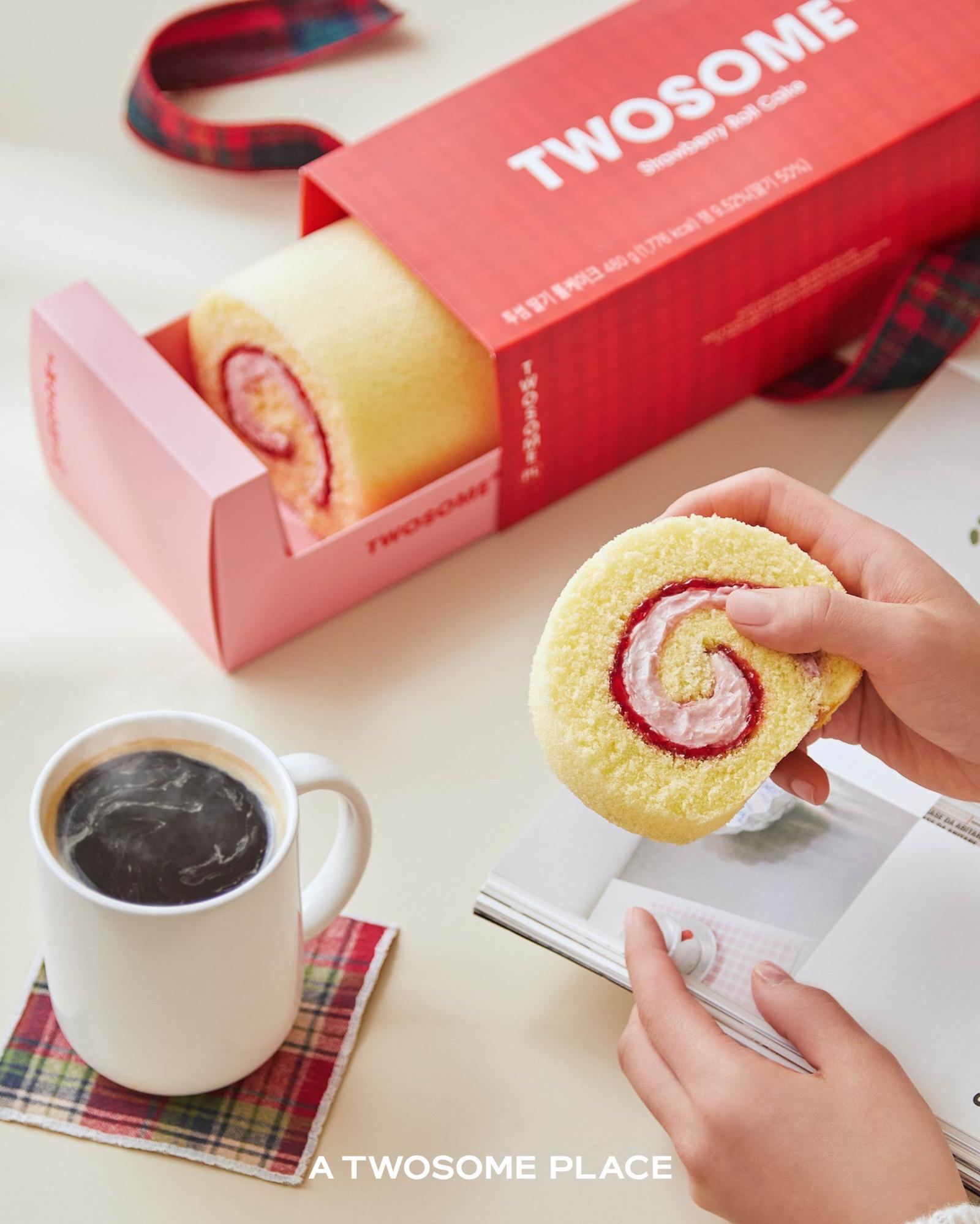 투썸 딸기 롤케이크. 투썸플레이스