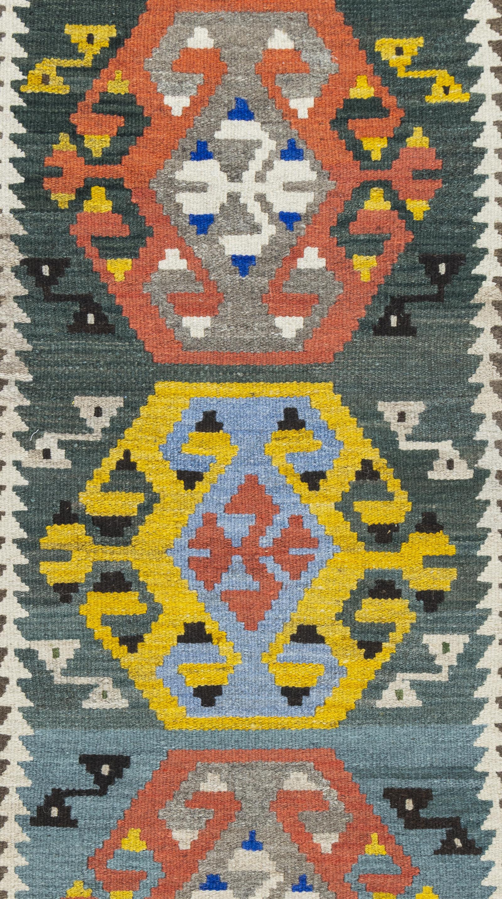 중앙아시아 여성들이 축복과 풍요 등 의미를 담아 짠 카펫. 국립아시아문화전당 제공