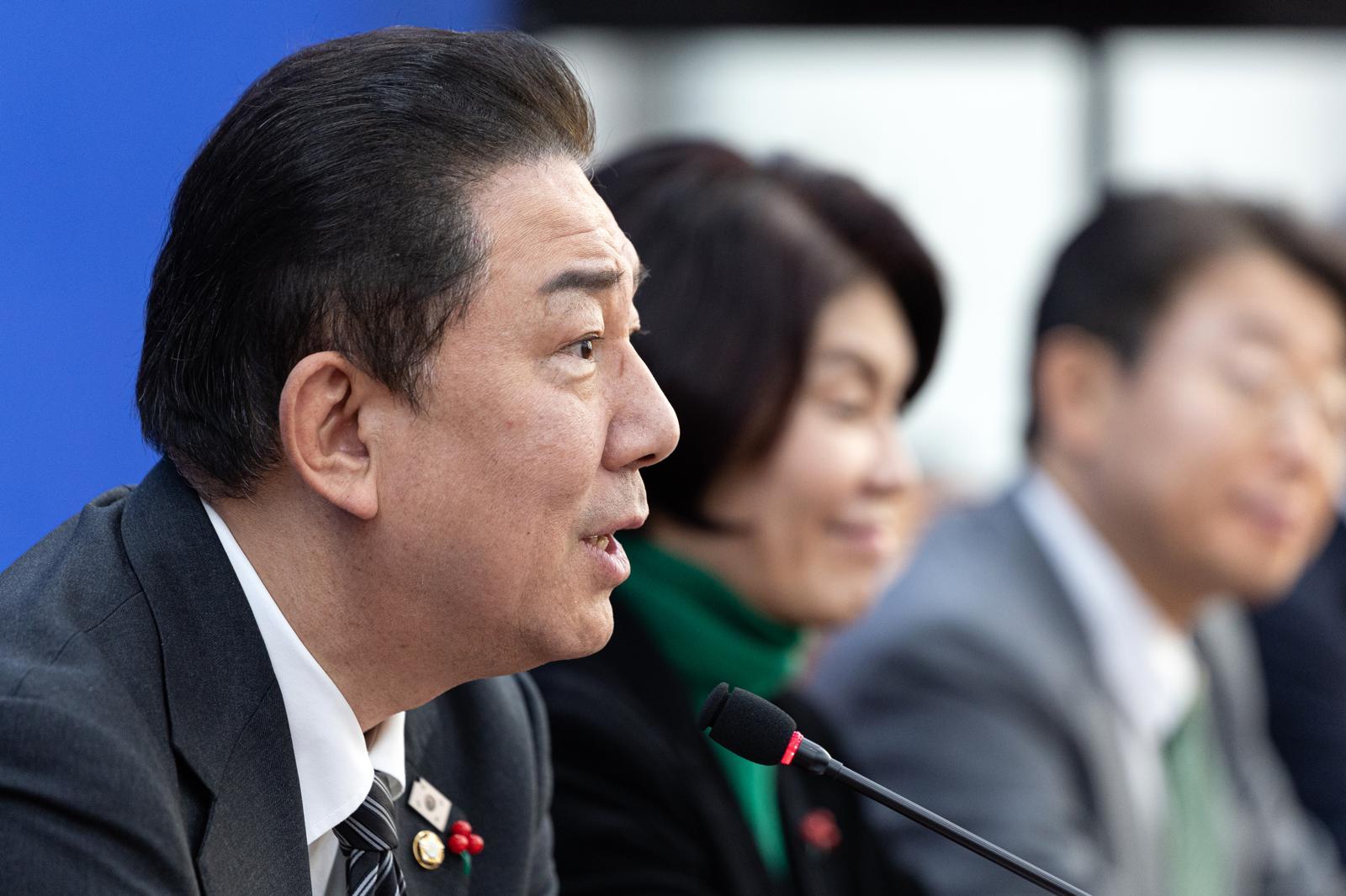 김병기 더불어민주당 원내대표가 4일 서울 여의도 국회에서 열린 정책조정회의에서 모두발언하고 있다. News1