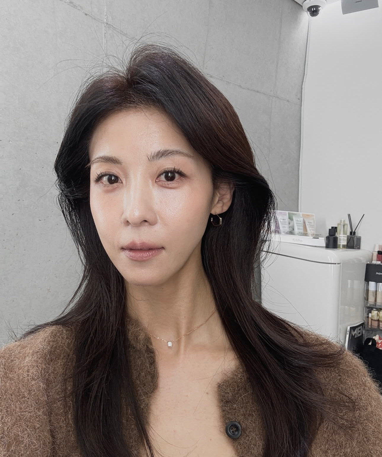 배우 하지원이 2020년 100억 원에 매입한 성수동 빌딩을 185억 원에 매각해 약 70억 원대 순차익을 거둔 것으로 확인됐다. 성수동 상권 가치 상승이 수익을 견인했다.ⓒ뉴시스