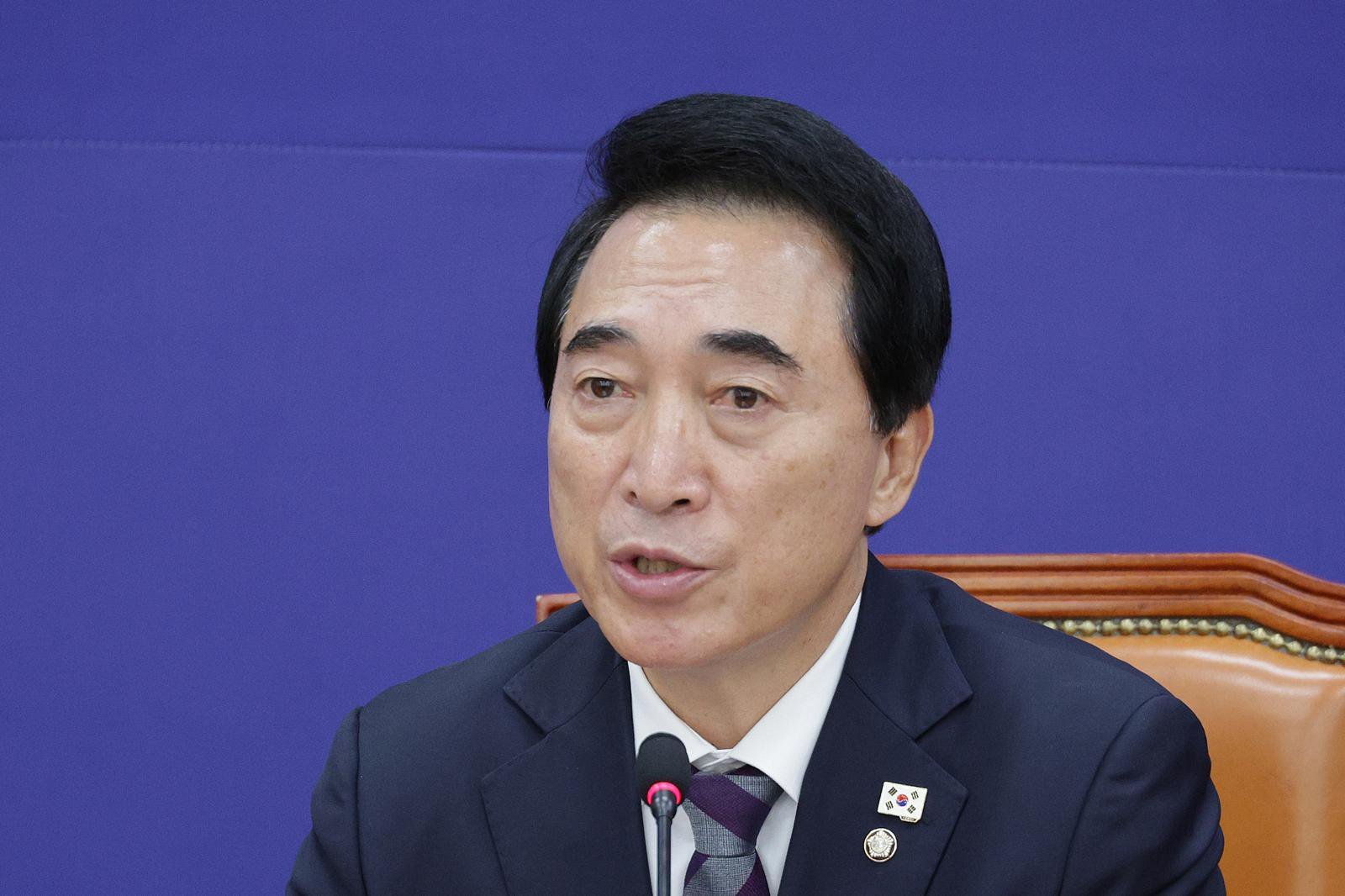 박수현 더불어민주당 수석대변인이 서울 여의도 국회에서 국정감사 및 현안 관련 기자간담회를 하고 있다. 2025.11.2/뉴스1 ⓒ News1