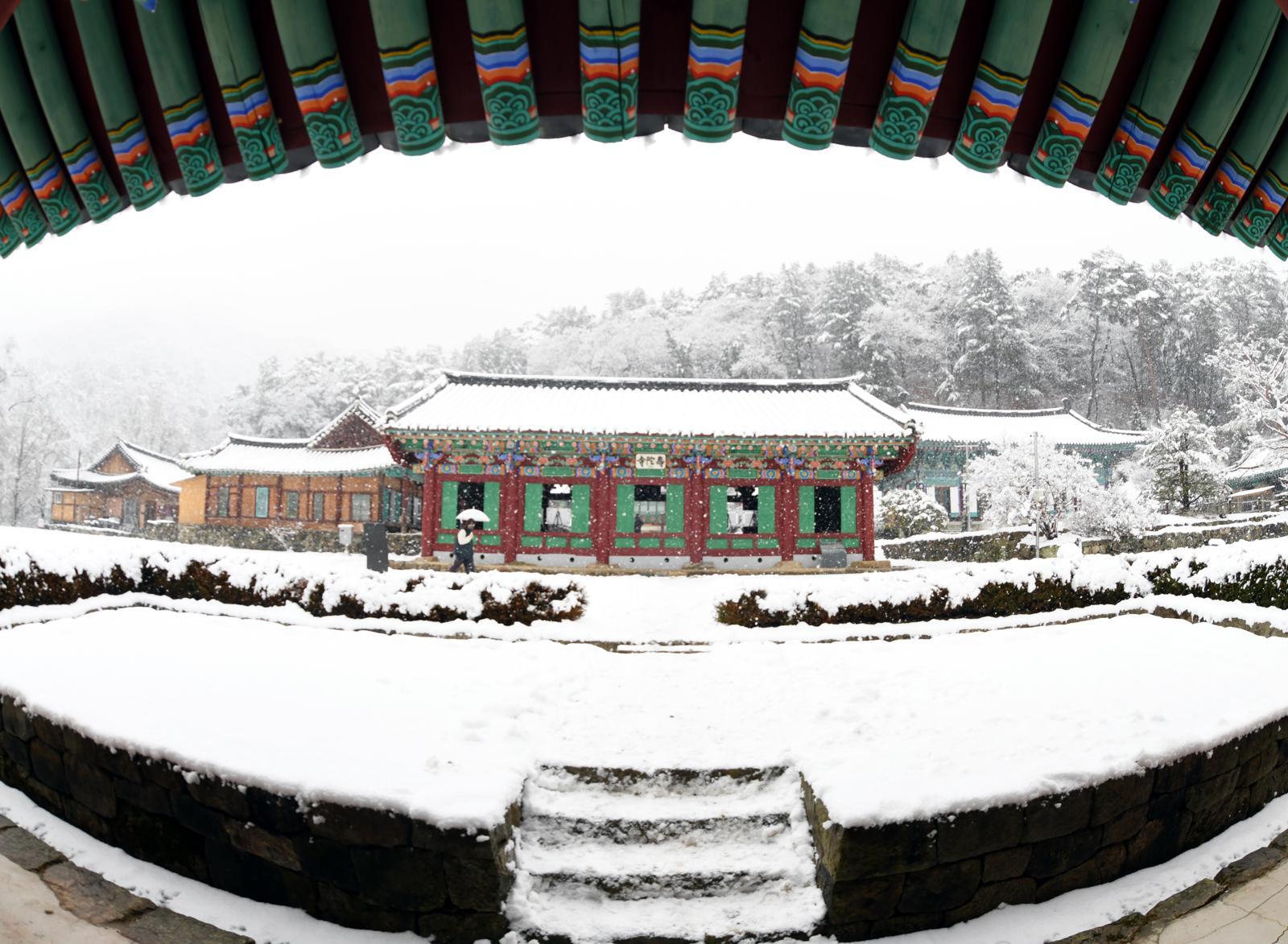 영귀미면의 수타사.