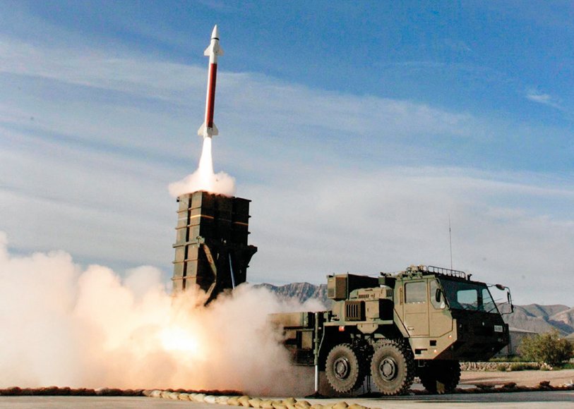 일본 육상자위대가 03식 중거리지대공미사일을 시험발사하고 있다. 일본 육상자위대 제공