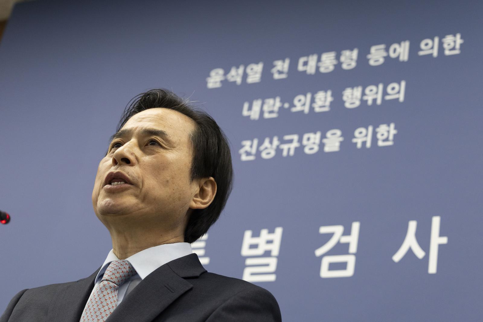 12·3 비상계엄 관련 내란·외환 의혹을 수사했던 내란 특검팀의 조은석 특별검사가 15일 오전 서울 서초구 고등검찰청에서 180일간의 수사 기간을 마치고 최종 수사 결과를 발표하고 있다. 2025.12.15/사진공동취재단