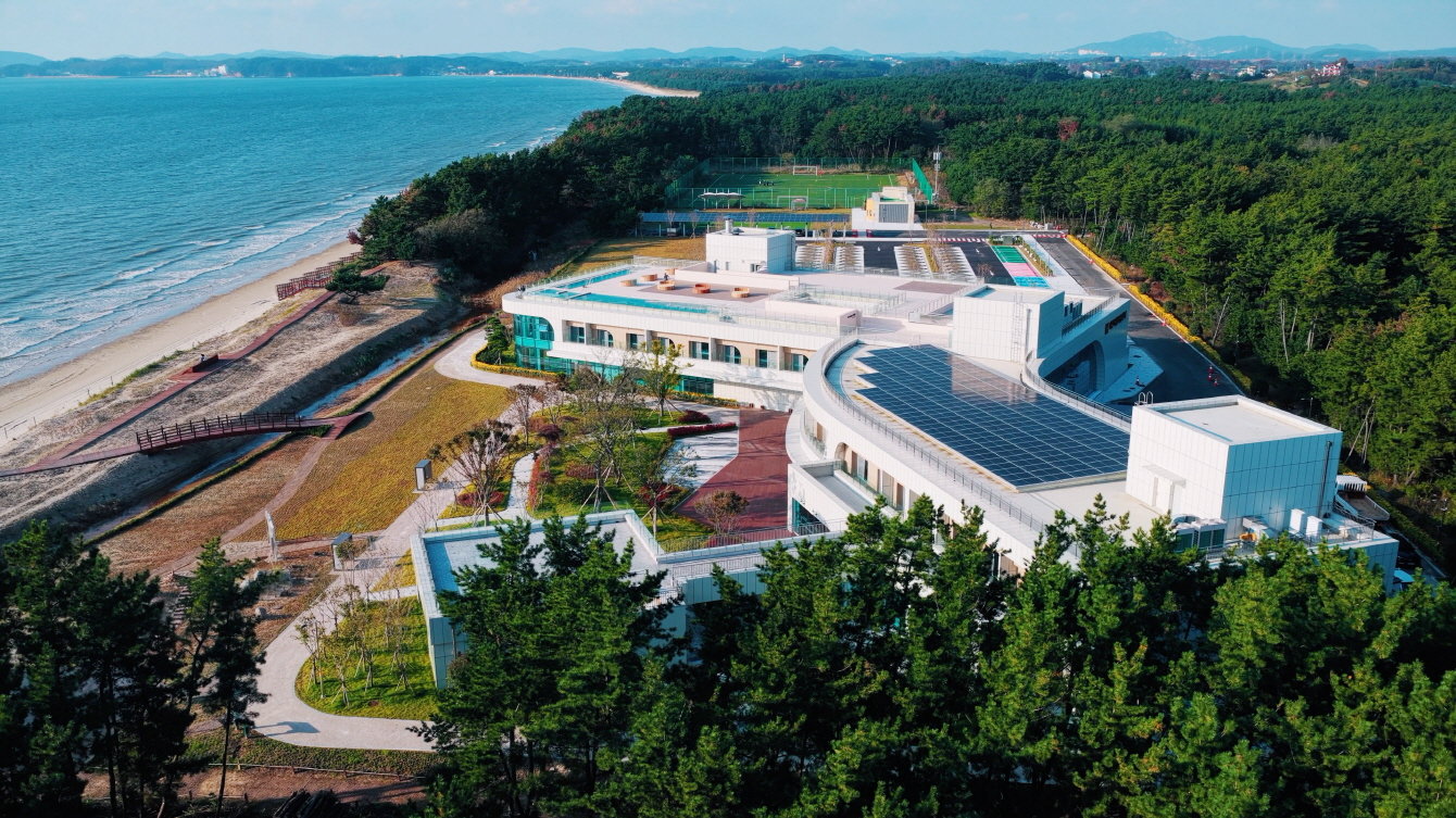 충남 태안군 태안해양치유센터 전경. 태안군 제공