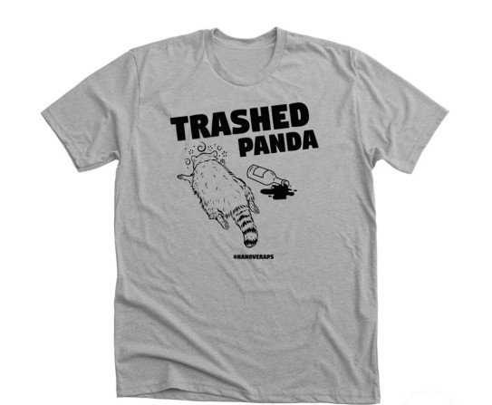 미국 주류 판매점에서 술에 취해 발견된 라쿤이 밈으로 확산되며 굿즈 판매로 2억 원이 넘는 기부금을 모았다. 웃음이 선한 영향력으로 이어진 사례다. ⓒ뉴시스