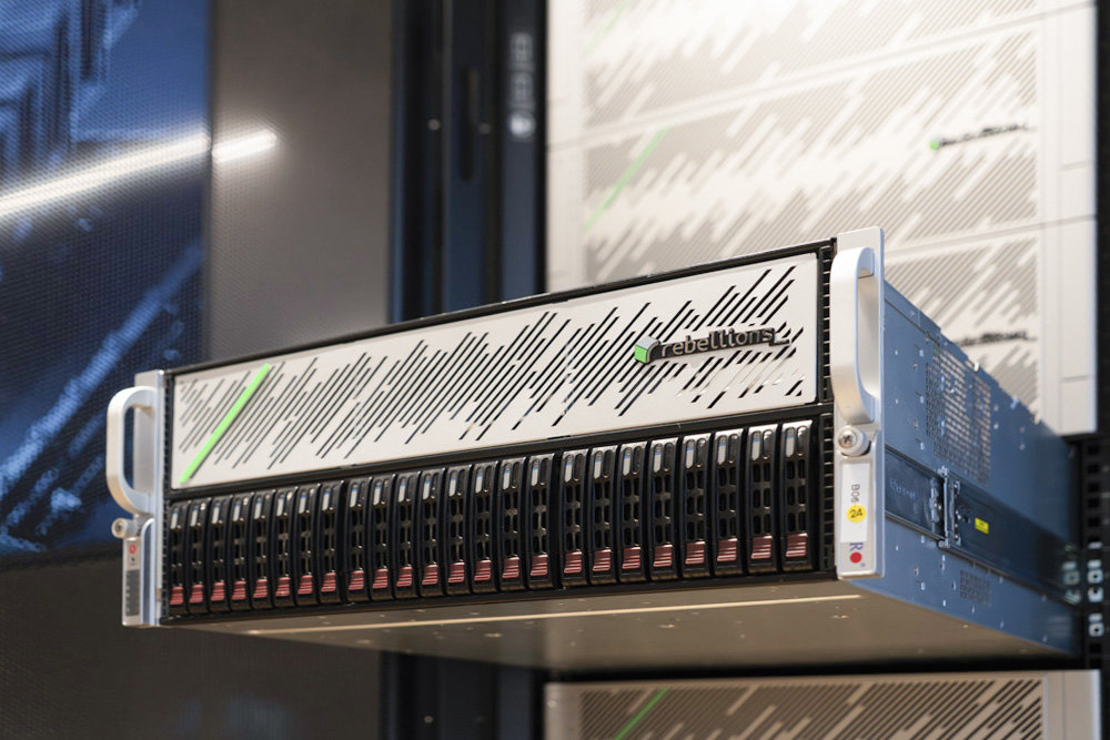 리벨리온의 NPU로 구성된 랙 설루션 / 출처=IT동아