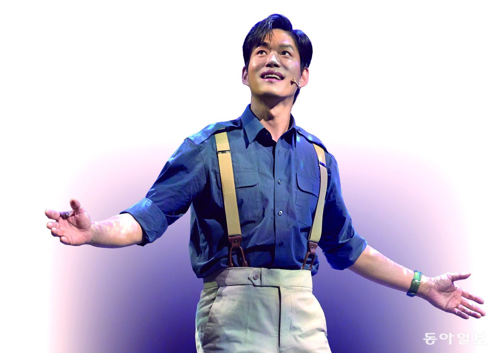 뮤지컬 ‘비하인드 더 문’에서 인간의 첫 달 착륙 때 사령선을 홀로 지킨 마이클 콜린스(유준상). 컴퍼니연작 제공