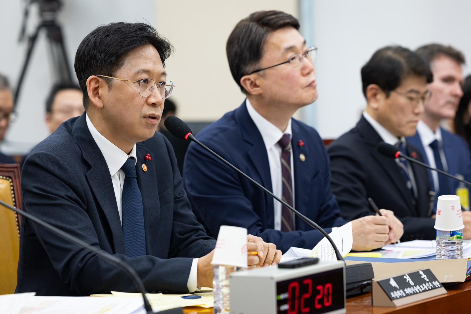 배경훈 과기부총리 “쿠팡 영업 정지 여부, 공정위와 논의”