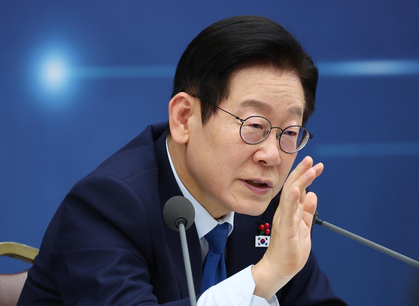 국힘 “업무보고, 넷플릭스보다 재밌다? 국정은 예능 콘텐츠 아냐”