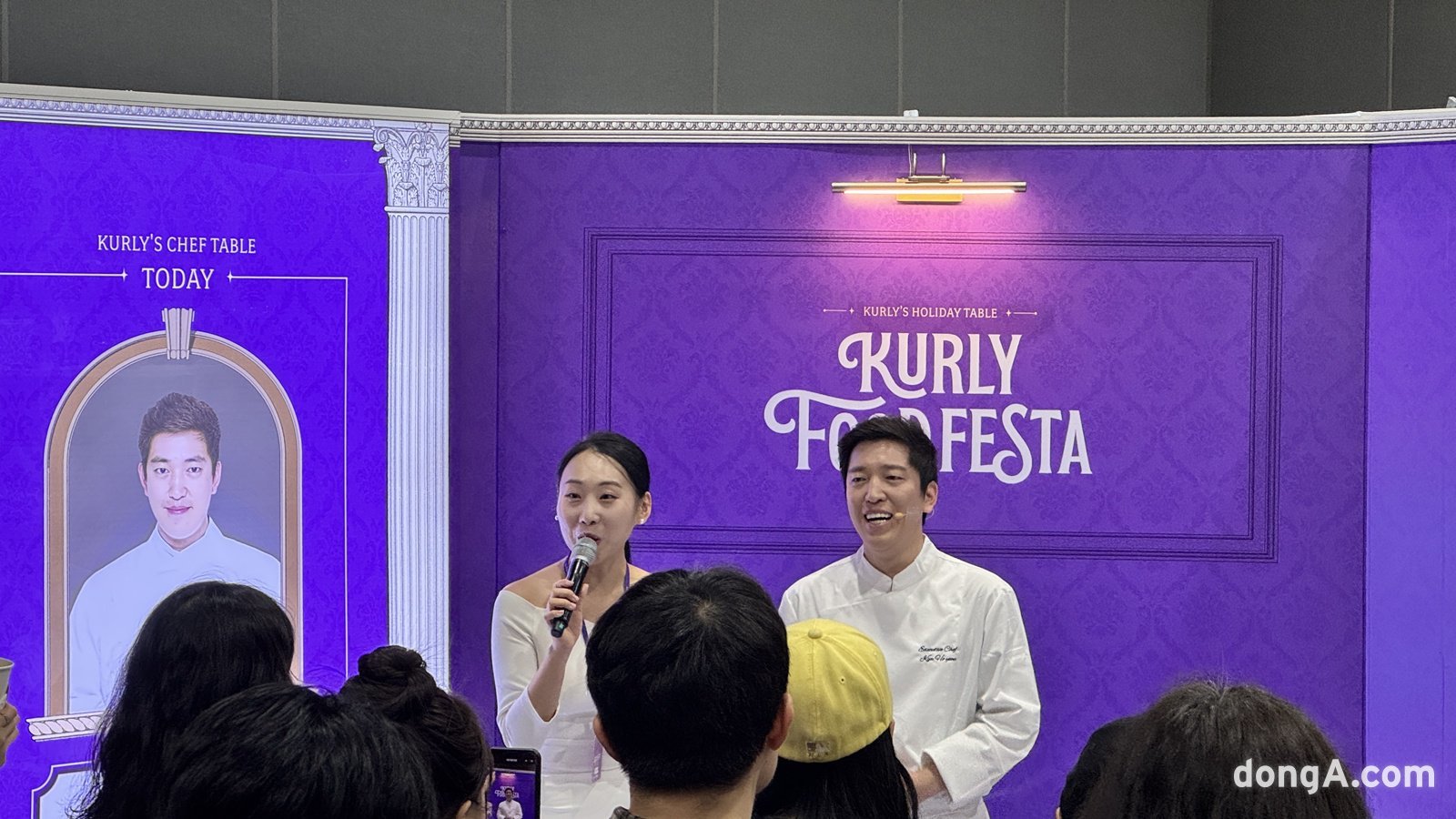 ‘컬리푸드페스타 2025’ 행사장에 마련된 ‘셰프 테이블’에는 유명 셰프 12인이 참여, 매일 3명의 셰프가 직접 음식을 조리하며 상품 개발 비하인드를 소개한다. 포문을 연 건 넷플릭스 ‘흑백요리사: 요리 계급 전쟁 시즌2’에 출연한 김호윤 셰프다. 이어 장호준(19일), 정지선(20일), 정호영(21일), 이연복(21일) 셰프 등이 테이블 앞에 설 예정이다. 윤우열 기자 cloudancer@donga.com