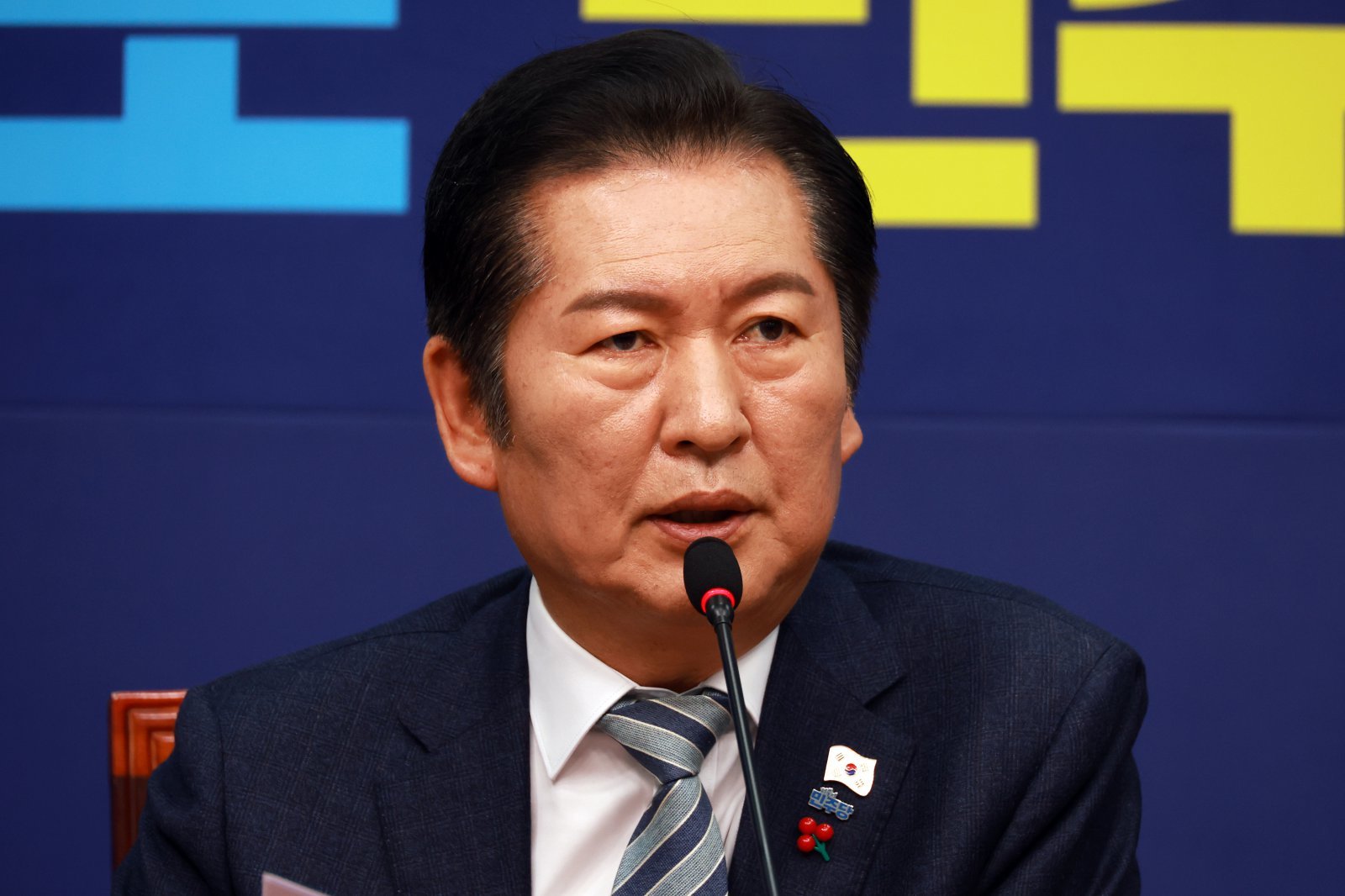 정청래 더불어민주당 대표가 19일 서울 여의도 국회에서 열린 최고위원회의에서 발언하고 있다. 2025.12.19. [서울=뉴시스]