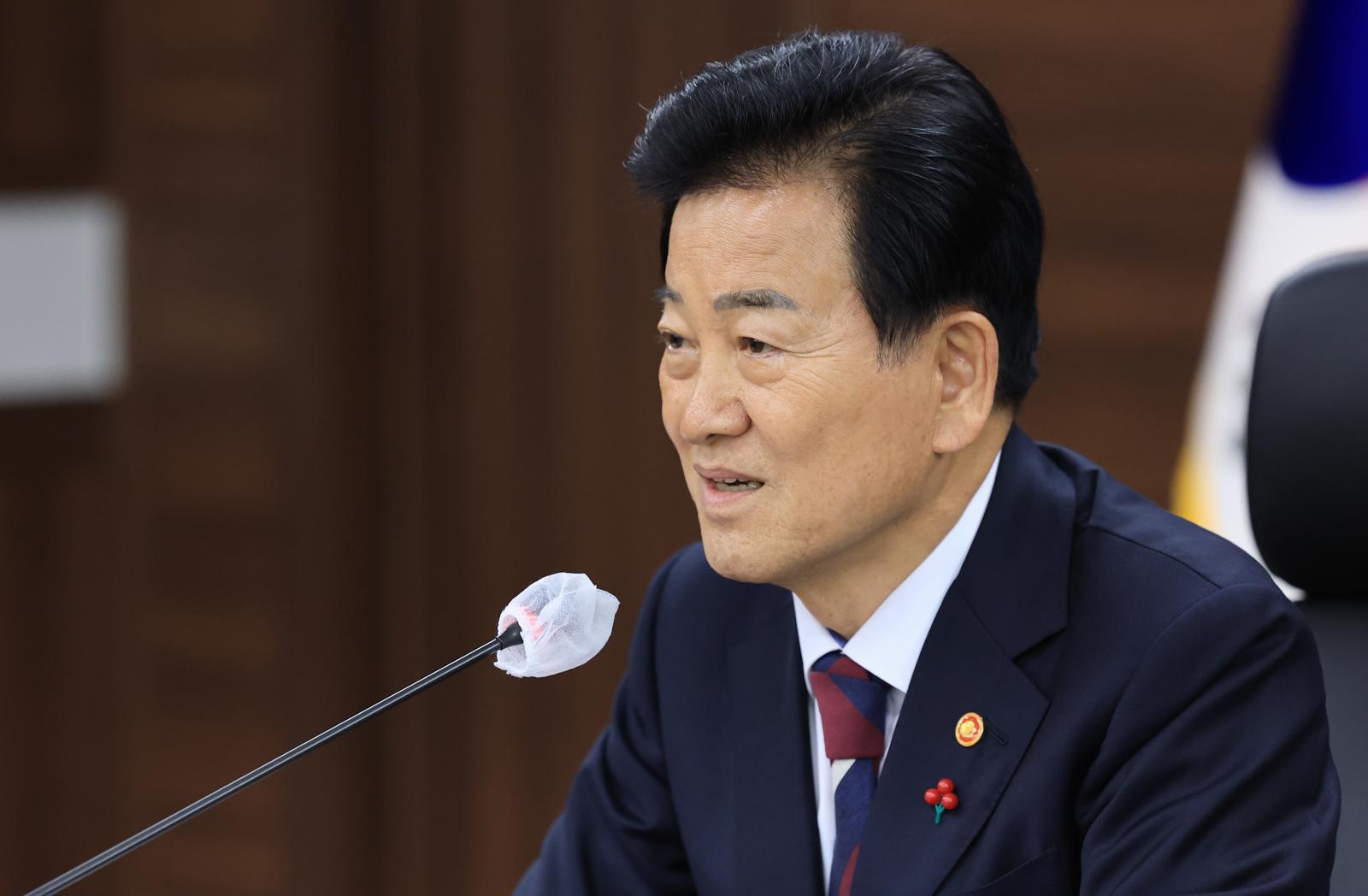 정동영 통일부 장관이 19일 서울 종로구 정부서울청사에서 업무보고 사후 브리핑을 하고 있다. 2025.12.19/뉴스1