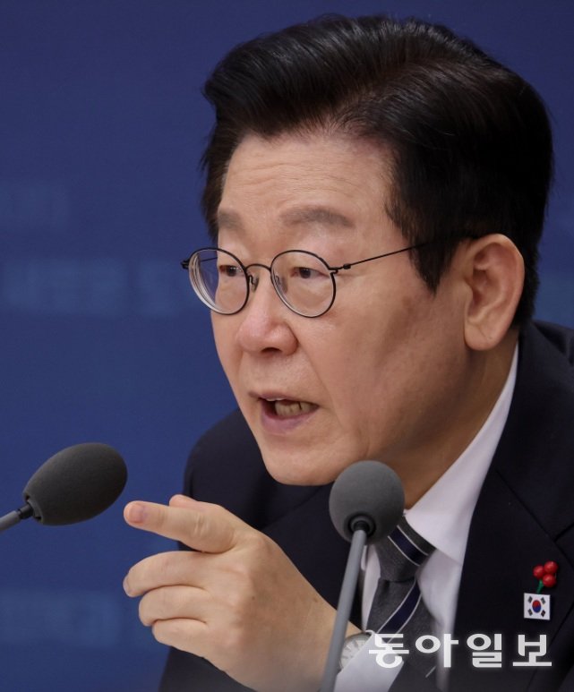 이재명 대통령이 19일 정부서울청사 별관에서 열린 금융위원회·공정거래위원회 업무보고에서 발언하고 있다. 2025.12.19 대통령실사진기자단 동아일보 송은석 기자 silverstone@donga.com