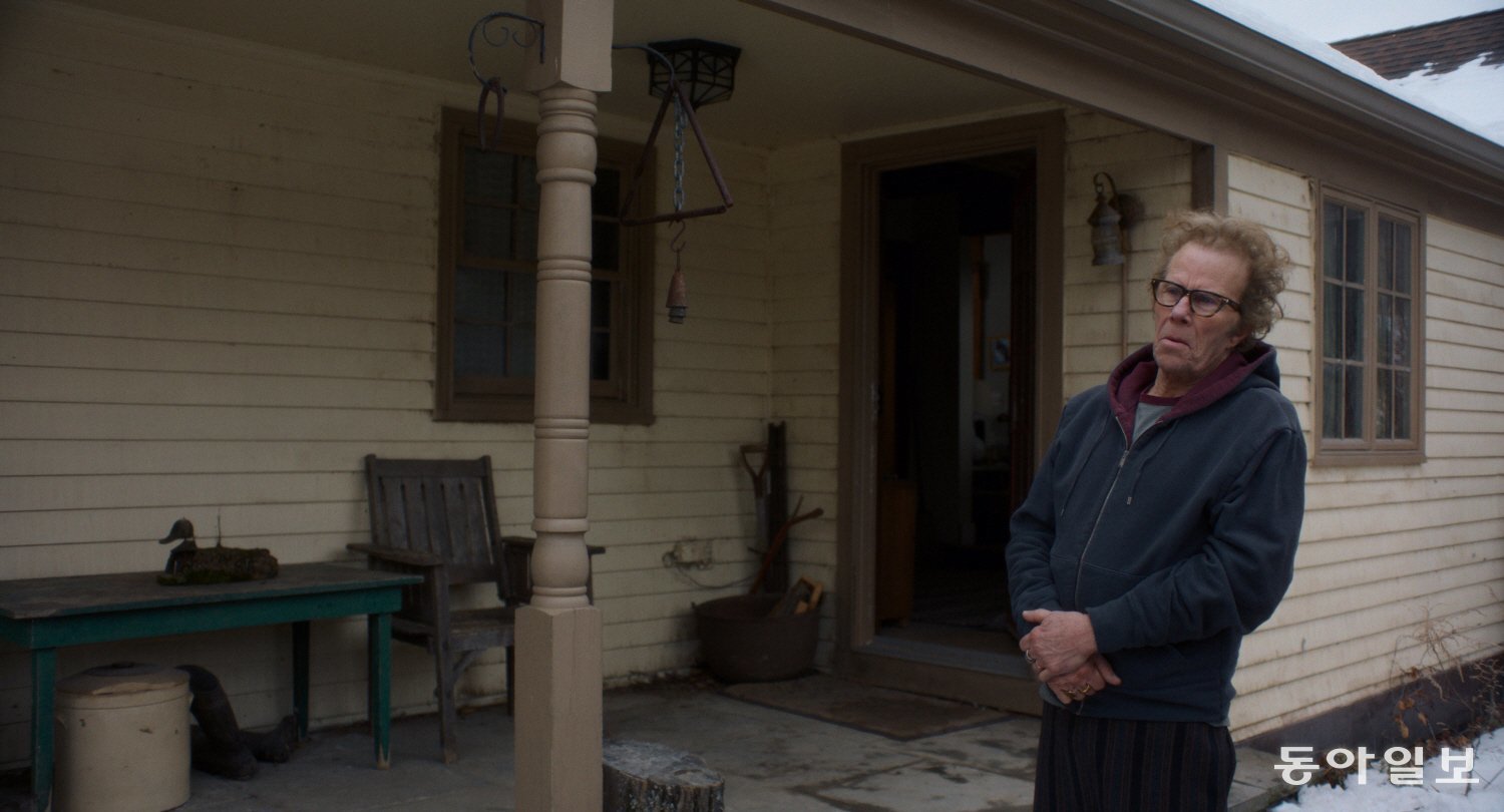 영화 ‘파더 마더 시스터 브라더’에 포함된 3부 중 파더 편의 한 장면. 안다미로 제공