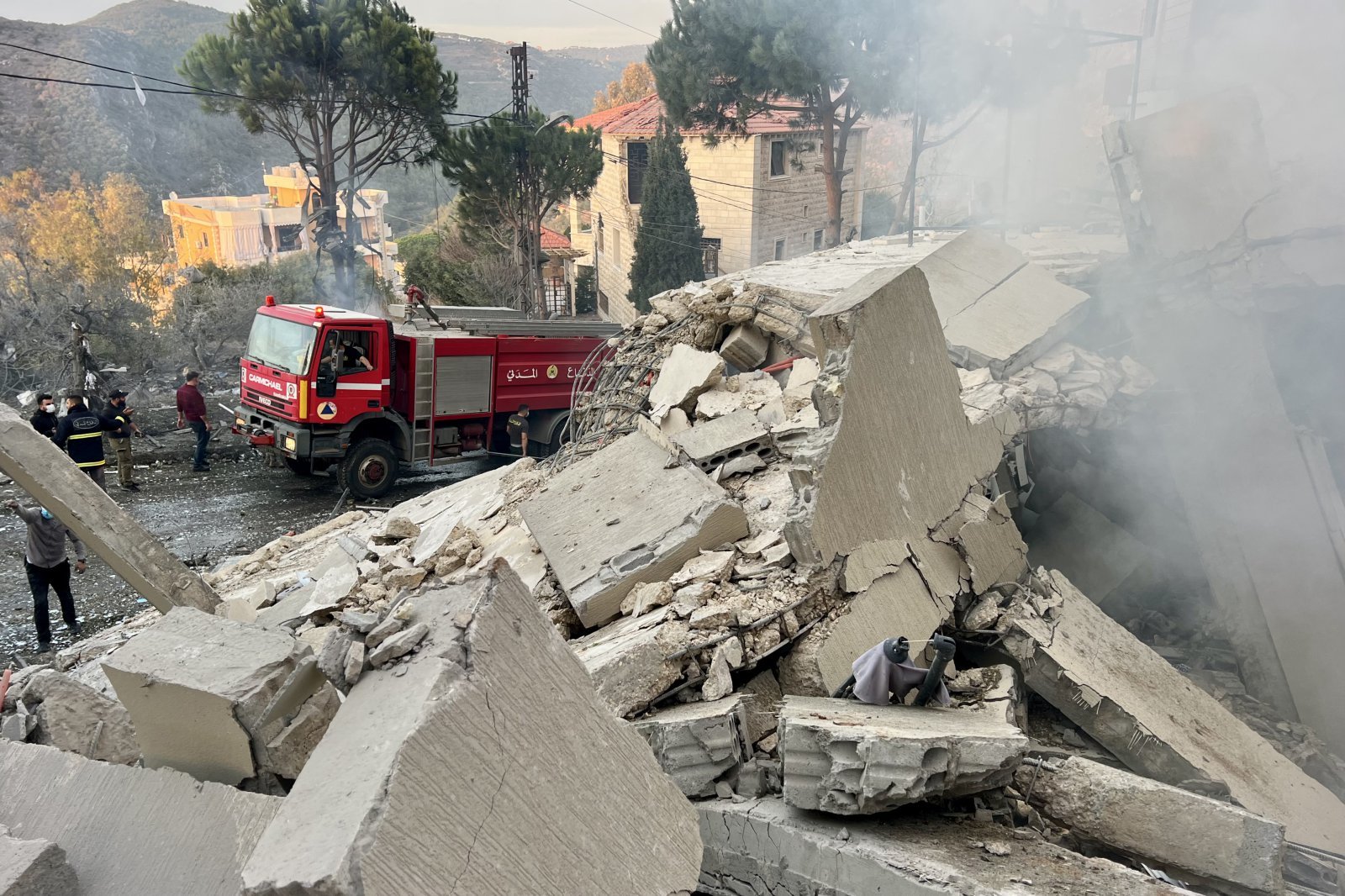 이스라엘 레바논 남부 또 폭격.. ‘헤즈볼라’ 1명 죽고 1명 부상