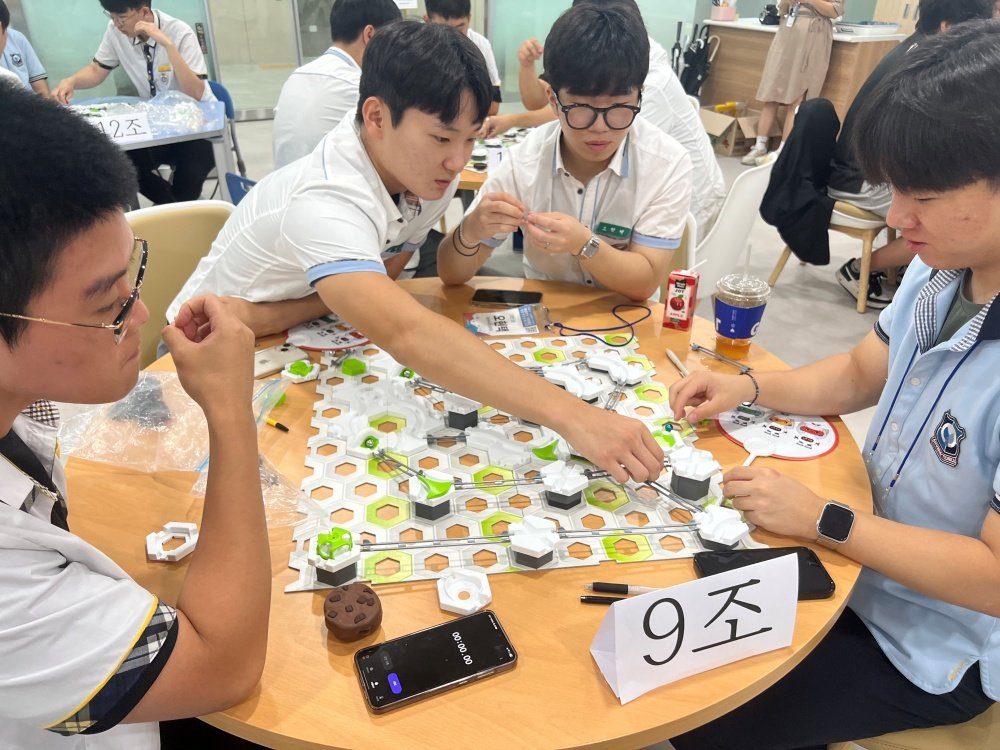 SW디지털정보화 장기 교육 프로그램에 참여한 학생들의 만족도가 높았다 / 출처=울산SW미래채움