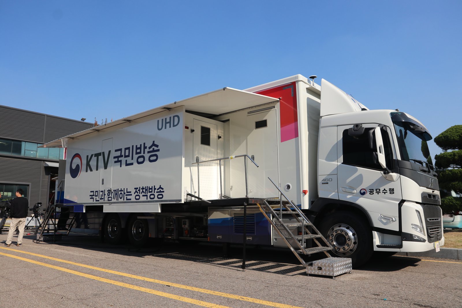 신광테크놀러지 방송차량.