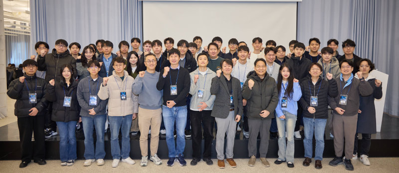 워크숍에 참석한 SK텔레콤 정예팀 관계자들.