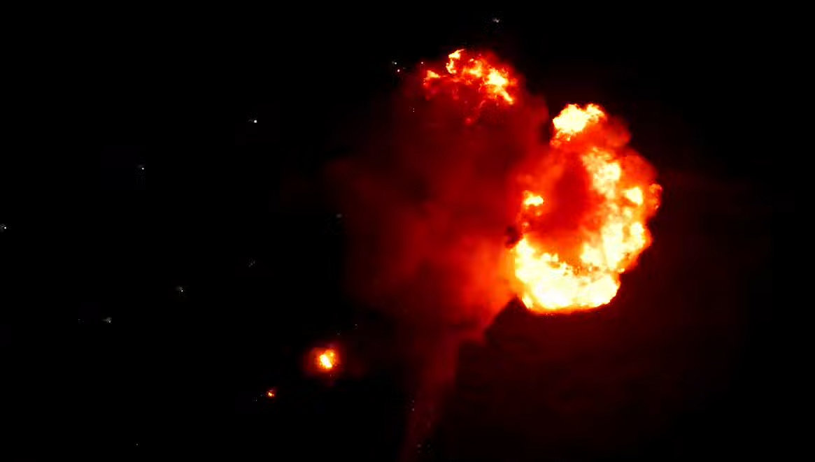 22일(현지 시각) 브라질 공군 산하 알칸타라 우주센터에서 민간 우주발사체 기업 이노스페이스의 첫 상업 발사체 한빛-나노가 발사됐으나 이륙 30초 만에 기체 이상으로 화염을 뿜으며 낙하했다. 이노스페이스 유튜브 캡처