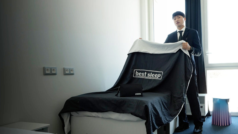 파리올림픽 숙소 점검 중인 서진원 대표.