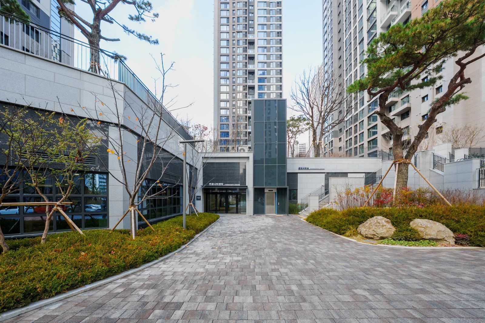 입주민들의 편안한 쉼과 운동을 할 수 있는 공간으로 마련된 이문아이파크자이의 커뮤니티센터. 아이파크 입주민의 고객 만족도를 더욱 높여줄 것으로 기대된다. HDC현대산업개발 제공