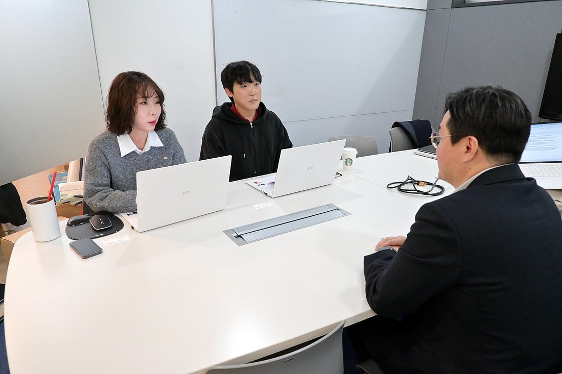 김여민 서울창경 신사업기획팀 매니저, 박재윤 서울창경 신사업기획팀 매니저, 정현석 올리브웍스 대표(왼쪽부터) / 출처=IT동아