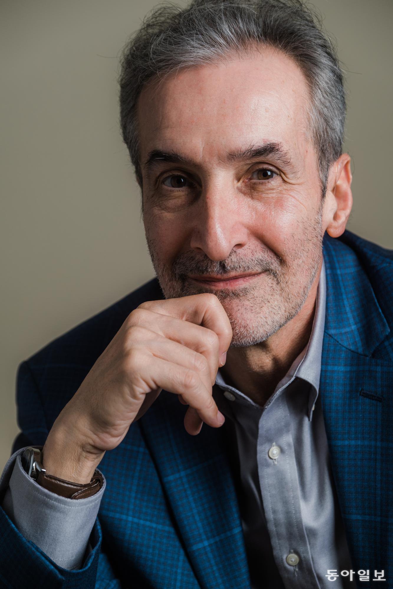 새뮤얼 프리드먼 컬럼비아대 저널리즘스쿨 명예교수. 사진 출처 프리드먼 홈페이지