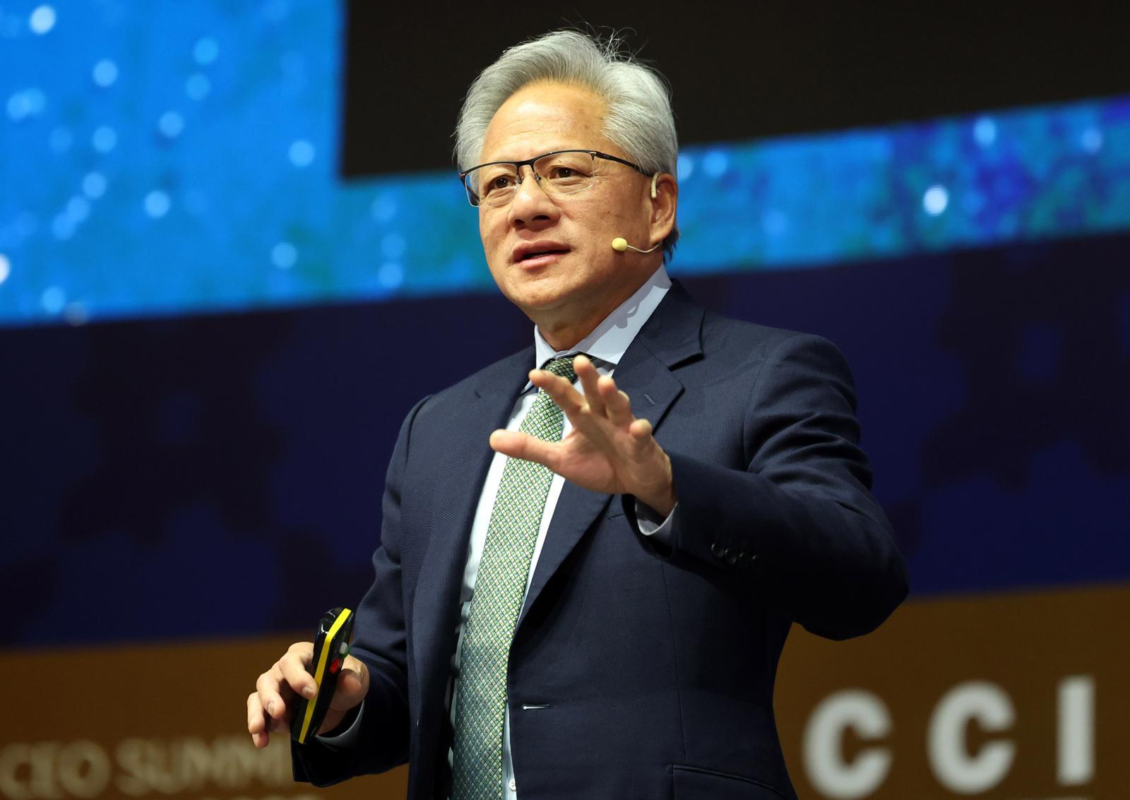 젠슨 황 엔비디아 최고경영자(CEO)가 31일 경북 경주예술의전당에서 열린 아시아태평양경제협의체(APEC) CEO 서밋에서 특별세션 기조연설을 하고 있다. 2025.10.31. 뉴시스