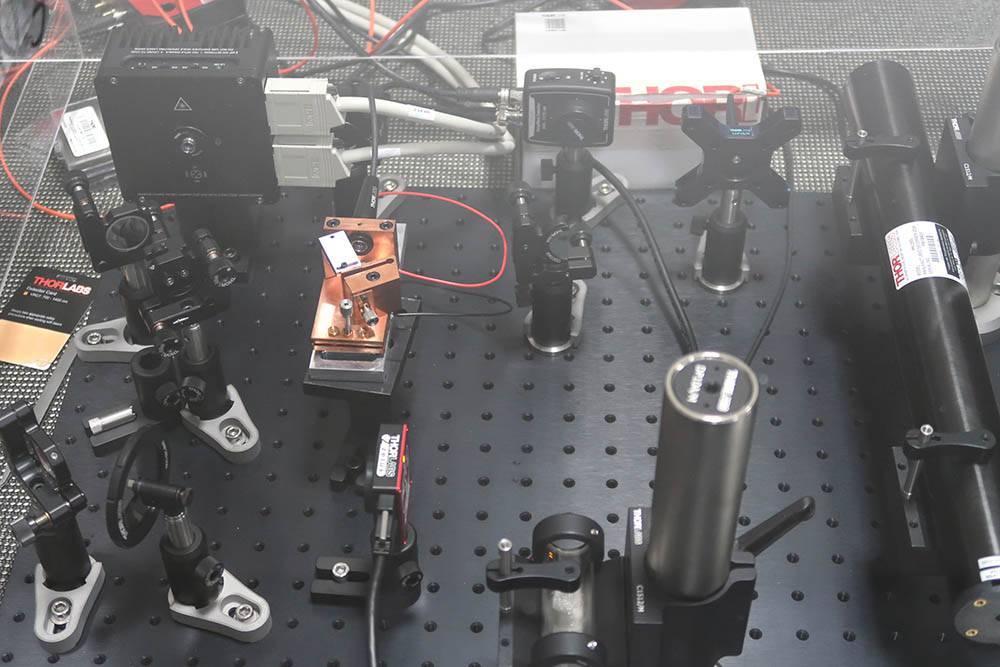 옵티큐랩스가 개발 중인 레이저 시스템 / 출처=IT동아