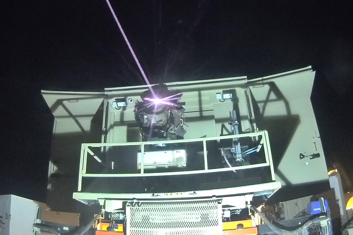 이스라엘의 레이저 기반 방공 시스템인 아이언빔의 요격 실험 장면. 라파엘 제공