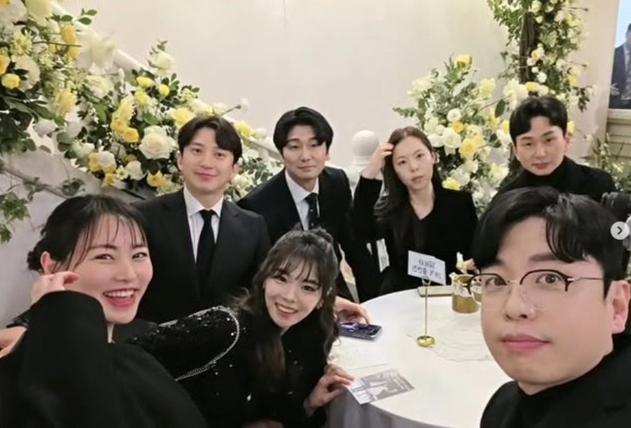 ‘나는 SOLO’ 28기 정숙과 상철의 결혼식에 순자가 불참한 이유가 공개됐다. 순자는 SNS를 통해 “초대하지도, 받지도 않았다”고 설명했다. ‘나는 솔로’ 28기 영식 인스타그램