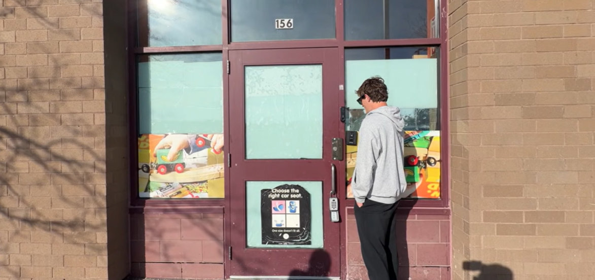 유튜버 닉 셜리 영상 갈무리