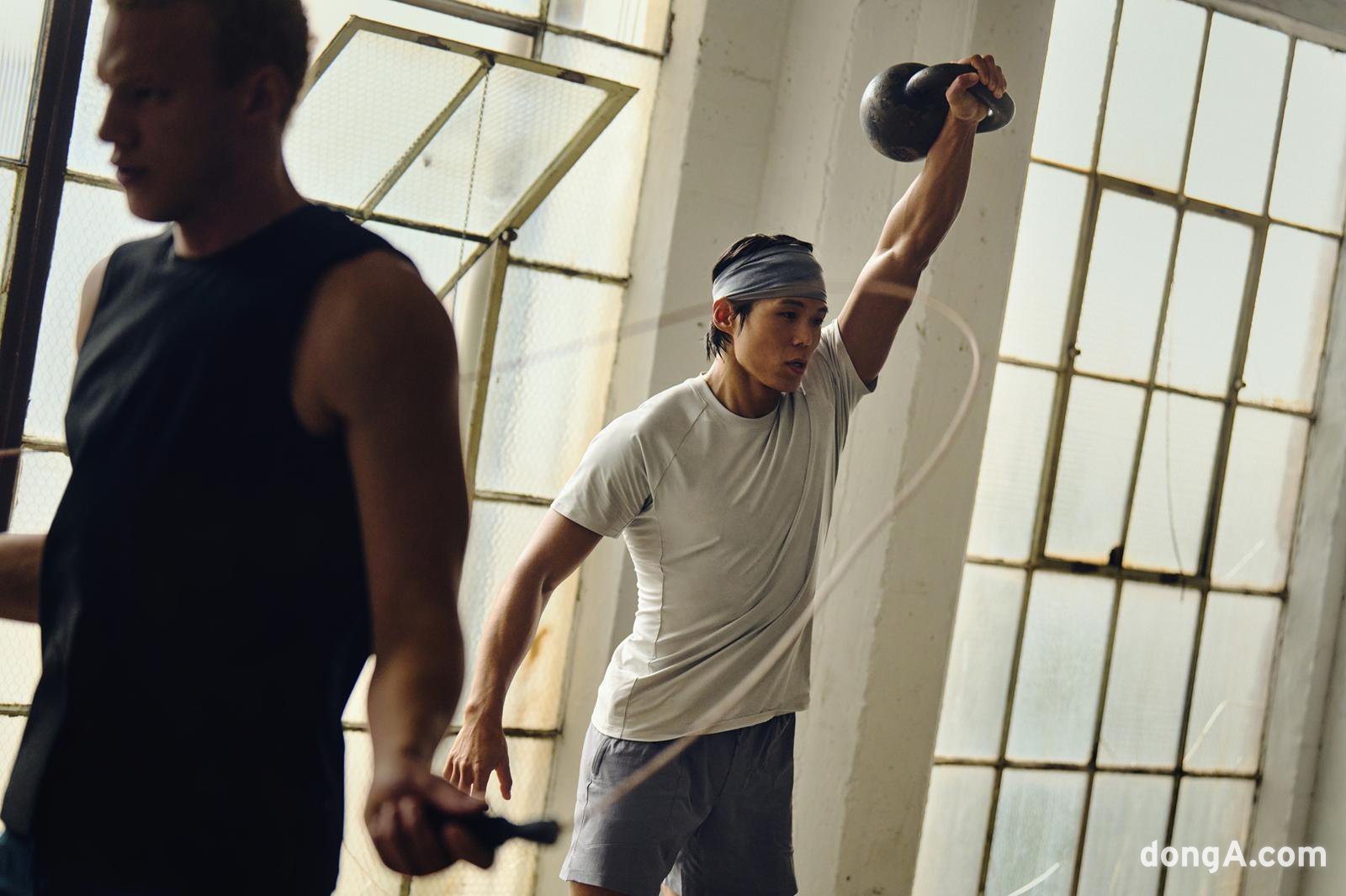 룰루레몬 트레인 컬렉션(아모띠)