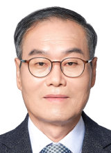 이용철 방위사업청장