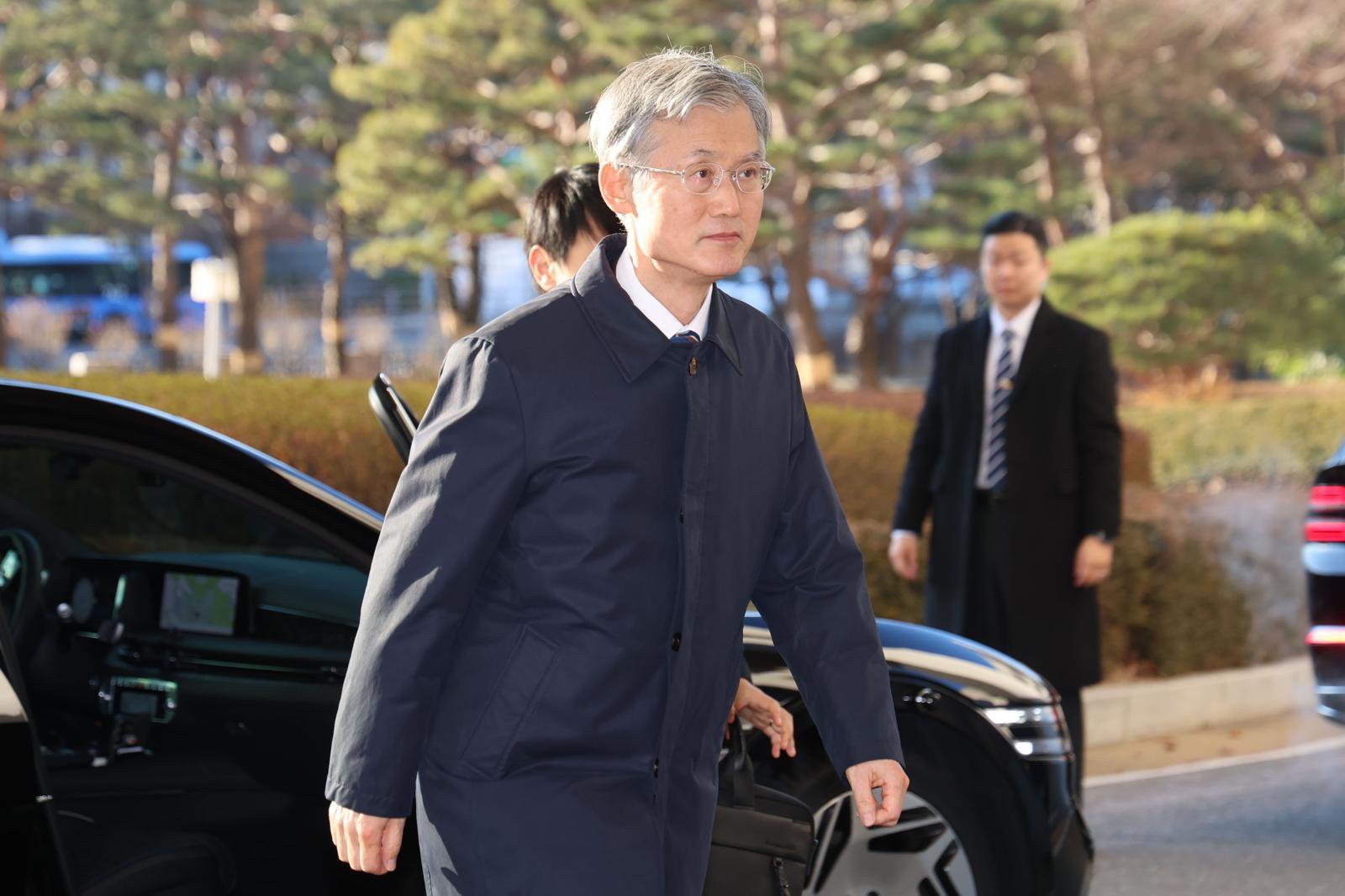 [서울=뉴시스] 권창회 기자 = 조희대 대법원장이 31일 오전 서울 서초구 대법원으로 출근하고 있다. 2025.12.31.