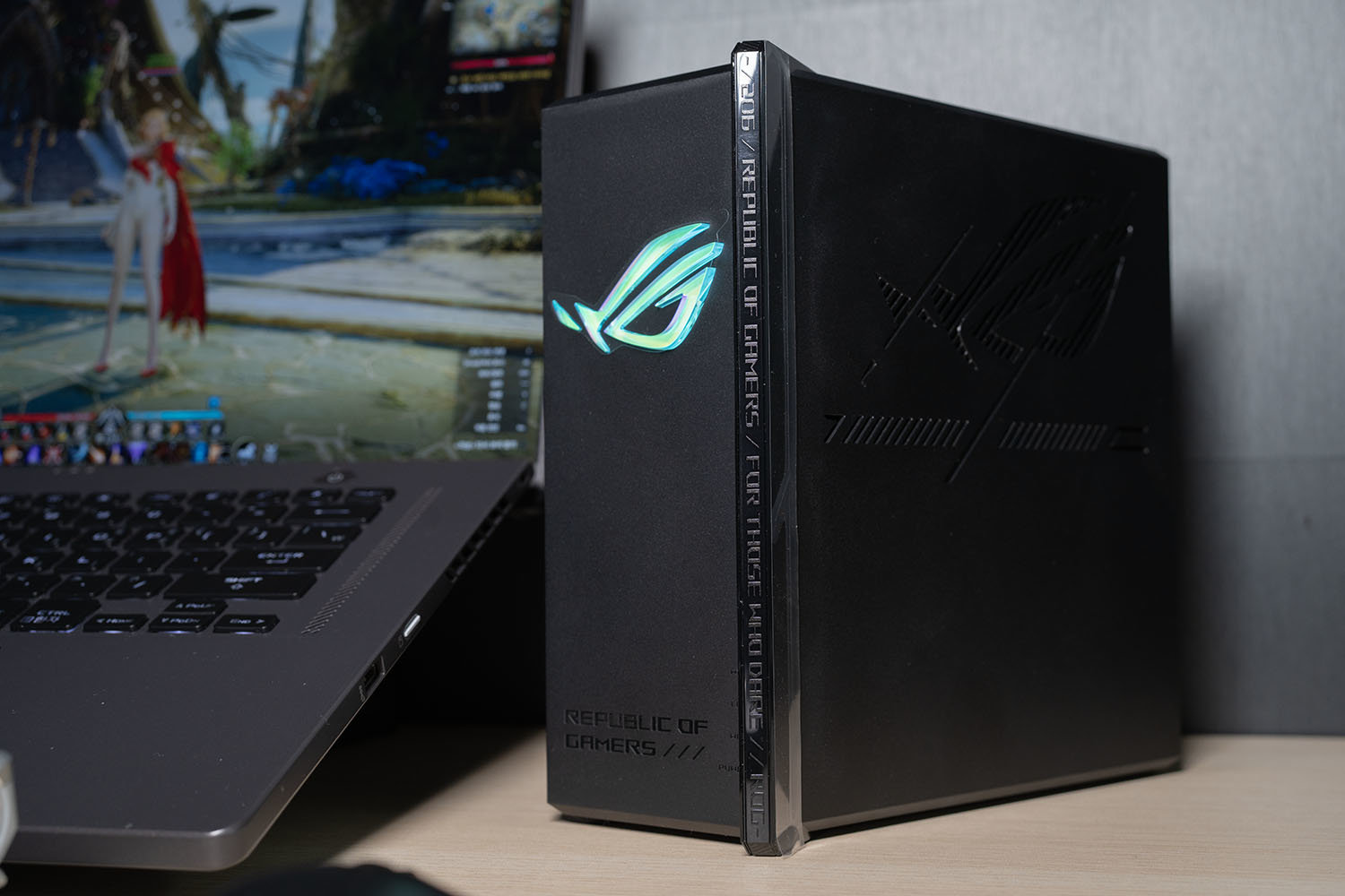 에이수스 ROG STRIX GS-BE7200X 게이밍 유무선 공유기 / 출처=IT동아