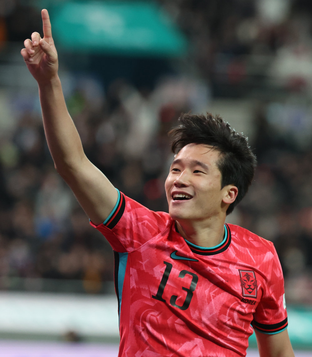 이태석 (축구) 한국 축구 두 번째 부자(父子) 월드컵 출전