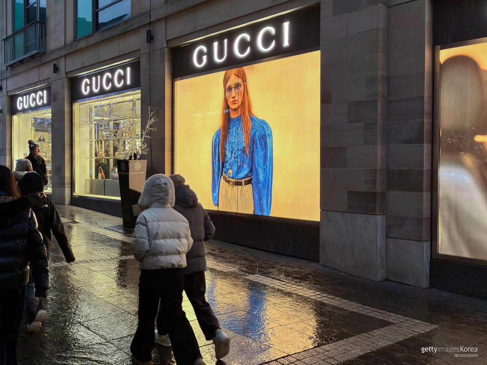 구찌 매장 전경. MZ세대의 높은 지지를 받았던 구찌는 브랜드 가치 하락으로 올해 조사에서 9위를 기록했다. Getty Images