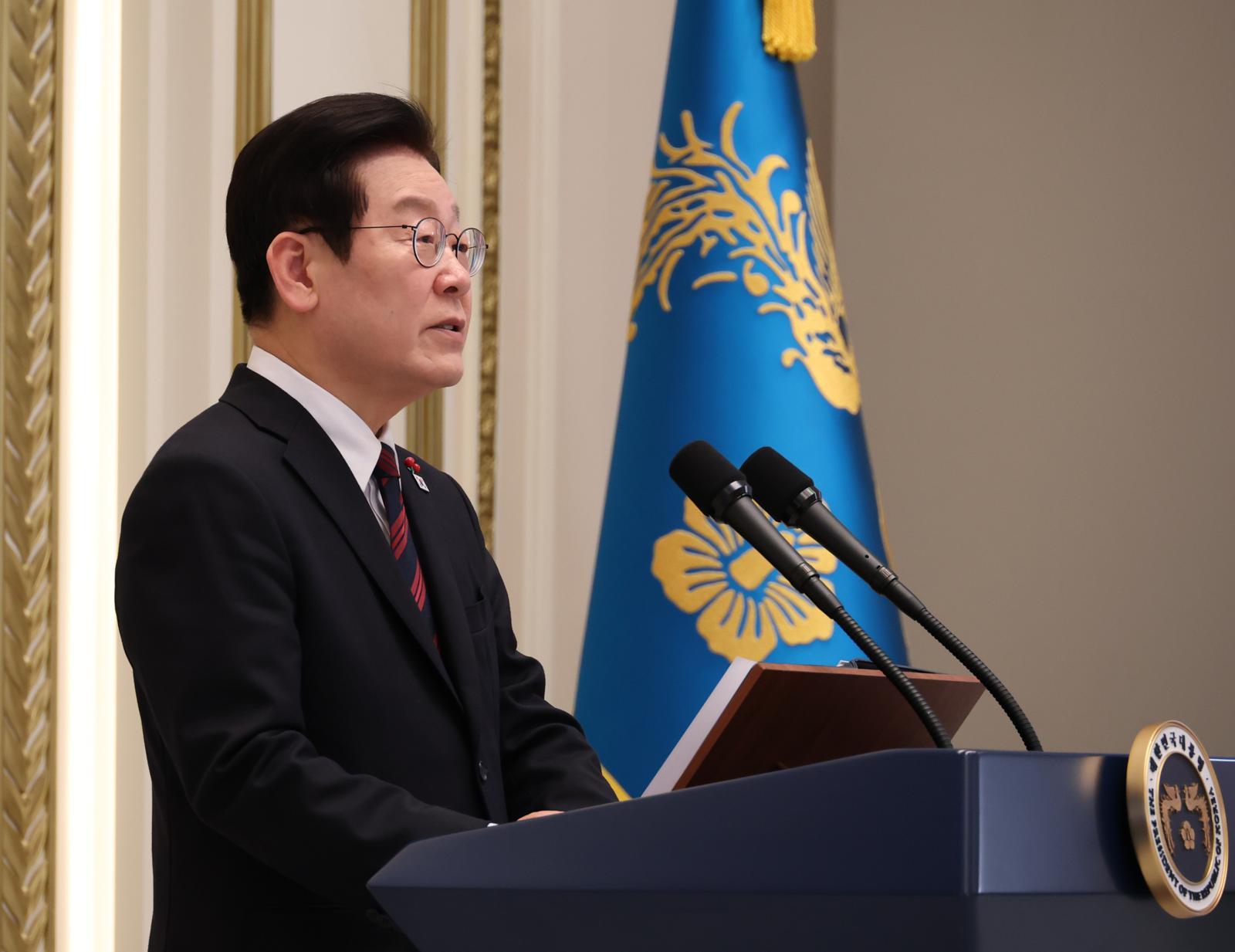 이재명 대통령이 2일 청와대 영빈관에서 열린 2026년 신년 인사회에 참석해 신년사를 하고 있다. 2026.1.2. 청와대사진기자단