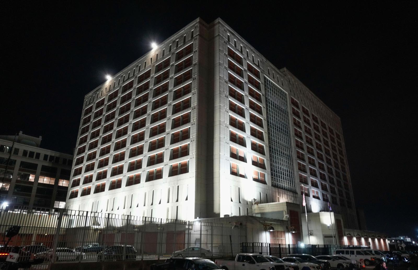 3일(현지 시간) 니콜라스 마두로 베네수엘라 대통령이 수감된 미국 뉴욕 브루클린의 메트로폴리탄 구치소. 
뉴욕=AP 뉴시스