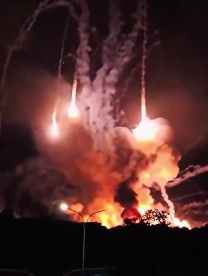 트루스소셜을 통해 공개한 베네수엘라 공습 모습. 사진 출처 트럼프 트루스소셜