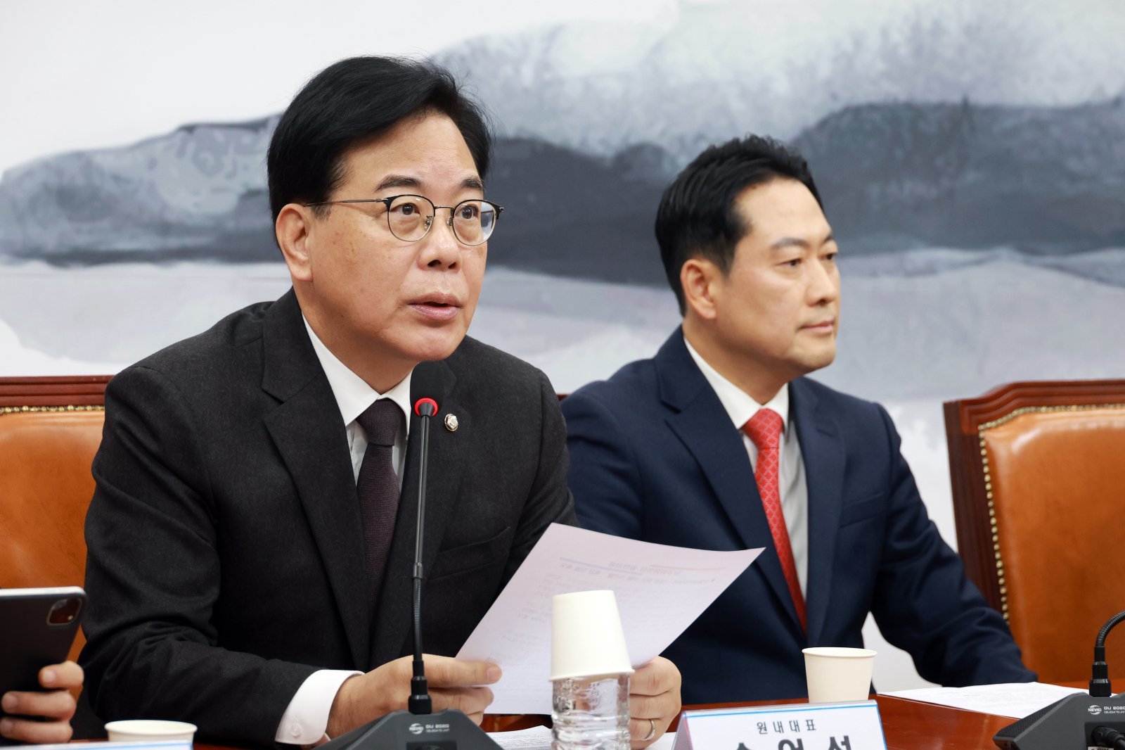 송언석 국민의힘 원내대표가 5일 서울 여의도 국회에서 열린 최고위원회의에서 발언하고 있다. 뉴시스