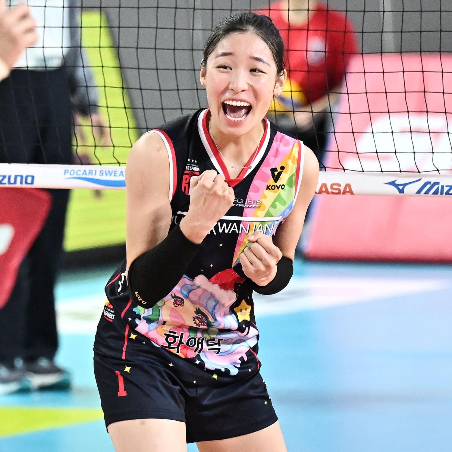 배구 소재 TV 예능 프로그램을 통해 스타로 떠오른 뒤 평소 꿈꿔 왔던 프로 무대에 진출한 프로배구 여자부 정관장의 인쿠시. 몽골 출신의 인쿠시는 경기를 치러가며 점점 성장하는 모습을 보이고 있다. 한국배구연맹(KOVO) 제공