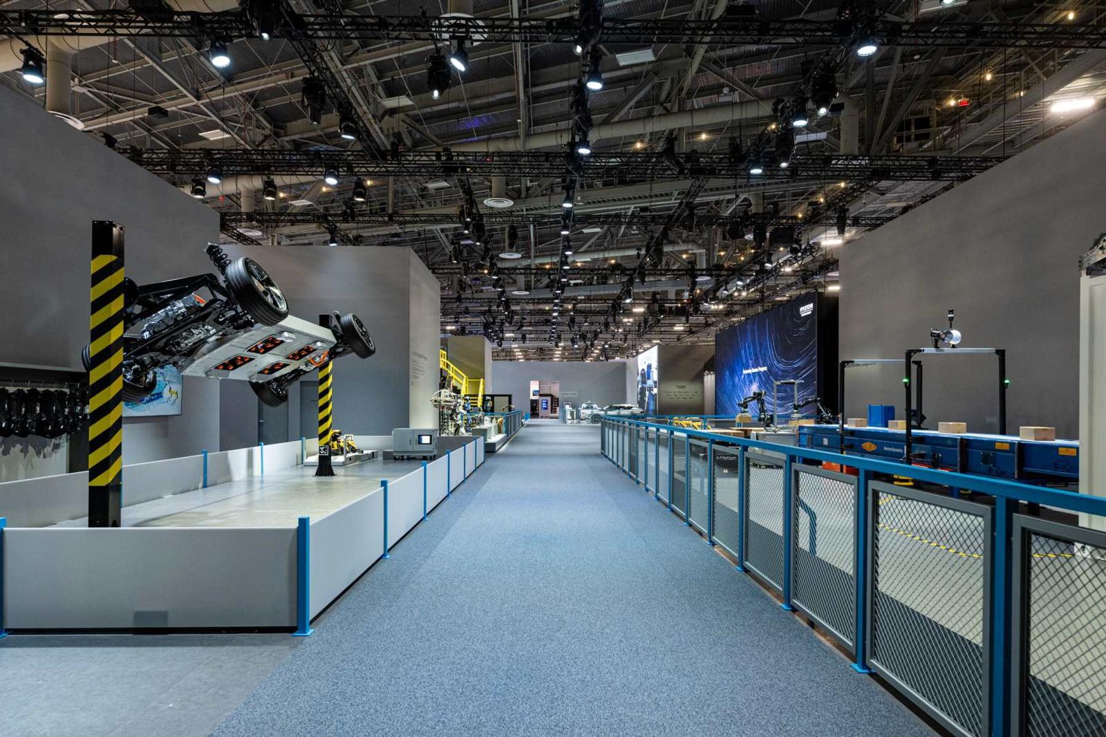 현대차그룹이 CES 2026에 마련한 전시 부스 / 출처=현대차그룹