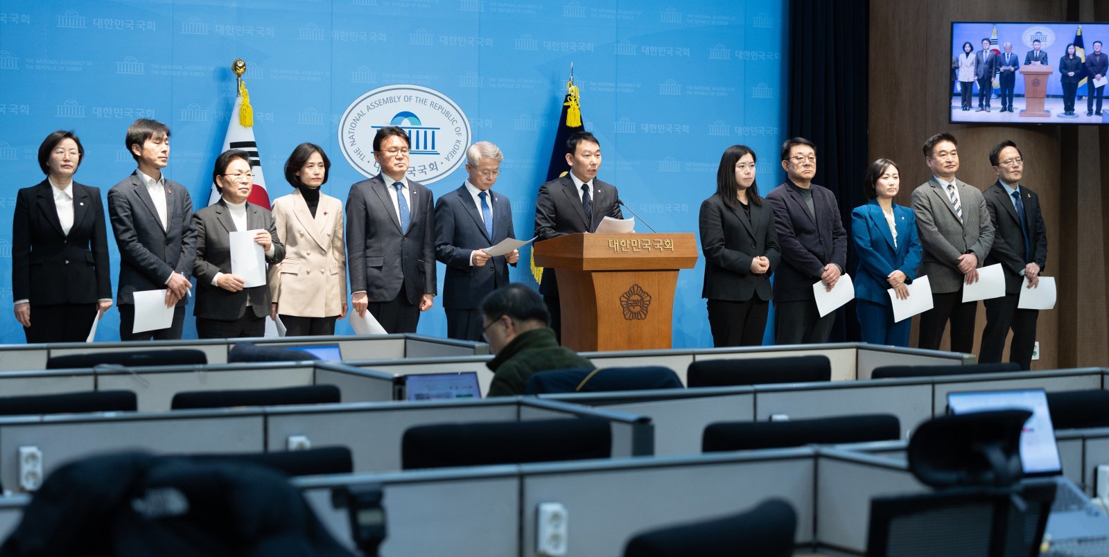 “공소청법 초안에 보완수사권 보장 여지”… 범여권 강경파 “檢기득권 옹호” 반발