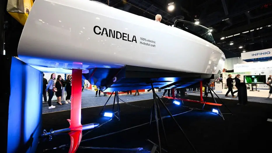 CES 2023서 전시된 스웨덴 칸델라 C-8 부스.  출처 FOXLAS