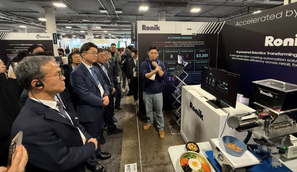 [CES 2026] 로닉, 피지컬 AI 기반 AI 디스펜서 기술로 글로벌 F&B기업에 ‘눈도장’